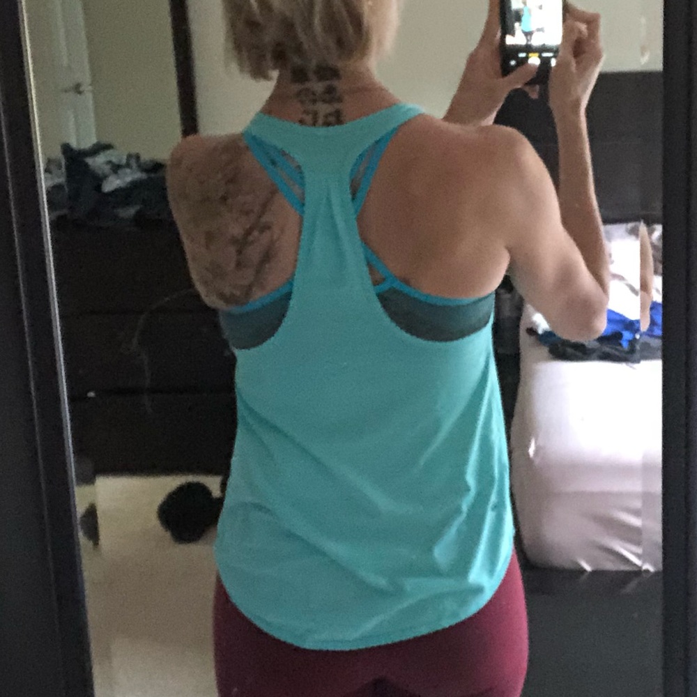 Lululemon 105 degree singlet